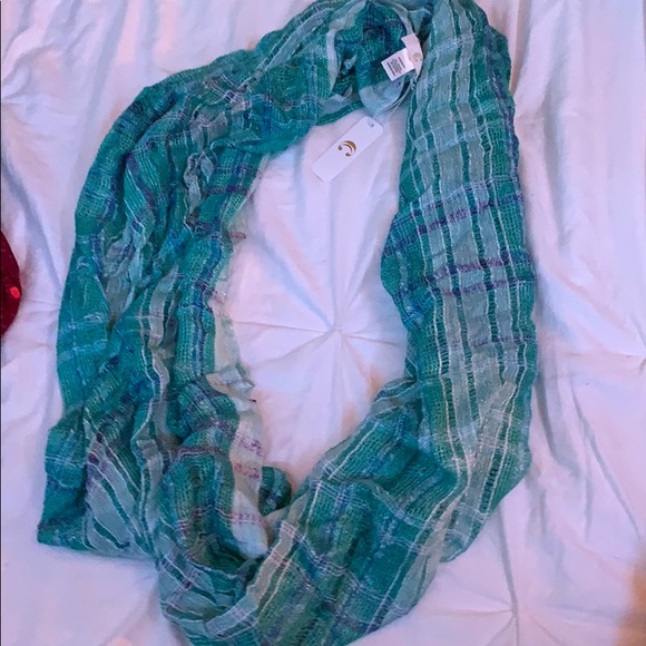 blue scarf - Picture 1 of 2